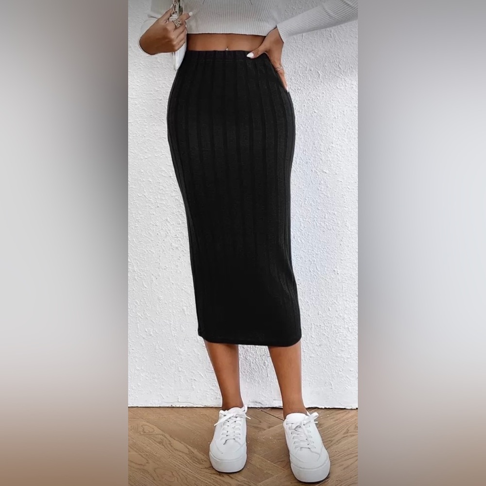 Mint Julep Bodycon Black Ribbed Pencil Skirt, Midi, Elastic Waist, Small, NWT - Picture 4 of 10